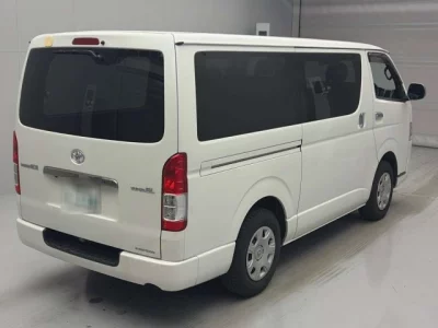 Toyota REGIUS ACE VAN