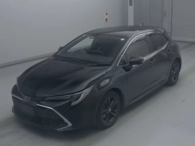 Toyota COROLLA SPORT  с аукциона в Японии