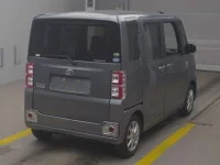 Toyota PIXIS MEGA лот № 3061 оценка 4  с аукциона в Японии 1