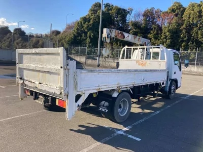 Isuzu ELF  с аукциона в Японии