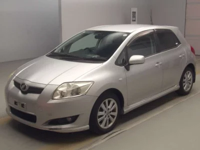 Toyota AURIS  с аукциона в Японии