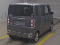 Toyota PIXIS MEGA лот № 3078 оценка 3.5  с аукциона в Японии 1