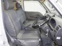 Mazda BONGO VAN лот № 1505 оценка 3  с аукциона в Японии 5