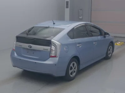 Toyota PRIUS PHV
