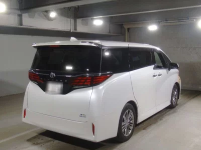 Toyota ALPHARD  с аукциона в Японии