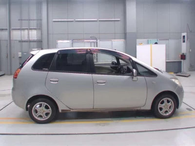 Mitsubishi COLT PLUS