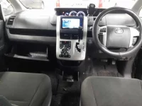 Toyota NOAH лот № 30004 оценка RA  с аукциона в Японии 8