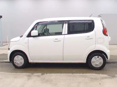 Suzuki MRWAGON
