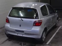 Toyota VITZ лот № 5017 оценка 3  с аукциона в Японии 1