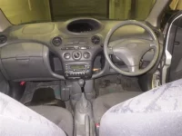 Toyota VITZ лот № 5017 оценка 3  с аукциона в Японии 2
