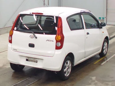Daihatsu MIRA  с аукциона в Японии