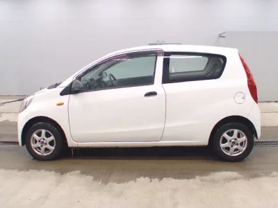 Daihatsu MIRA  с аукциона в Японии