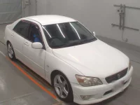 Toyota ALTEZZA лот № 30012 оценка 4  с аукциона в Японии 4
