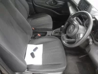 Toyota YARIS CROSS лот № 90041 оценка 4.5  с аукциона в Японии 7