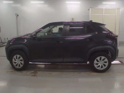 Toyota YARIS CROSS  с аукциона в Японии