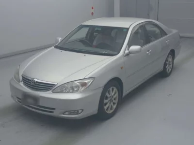 Toyota CAMRY  с аукциона в Японии