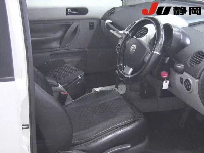 Volkswagen NEW BEETLE