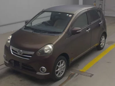 Daihatsu MIRA E S