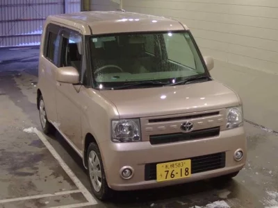 Toyota PIXIS SPACE