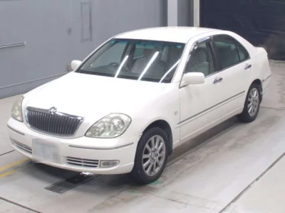 Toyota BREVIS  с аукциона в Японии