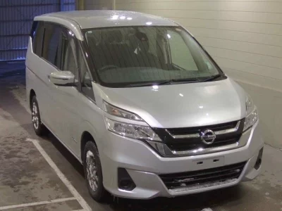 Nissan SERENA  с аукциона в Японии