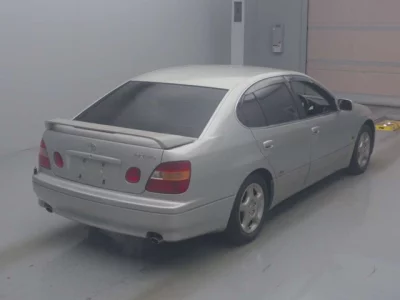 Toyota ARISTO  с аукциона в Японии