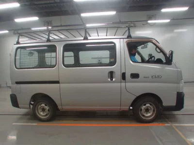 Nissan CARAVAN VAN