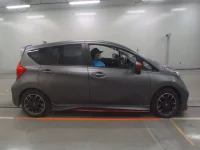 Nissan NOTE лот № 30050 оценка 4  с аукциона в Японии 2