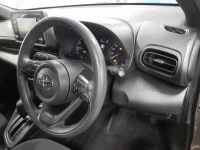 Toyota YARIS лот № 30058 оценка RA  с аукциона в Японии 6