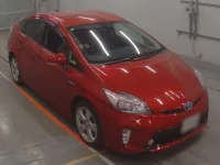 Toyota Prius лот № 30059 оценка 3.5  с аукциона в Японии 4