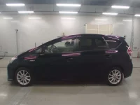 Toyota PRIUS ALPHA лот № 30066 оценка 3.5  с аукциона в Японии 3