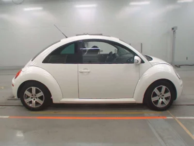 Volkswagen NEW BEETLE