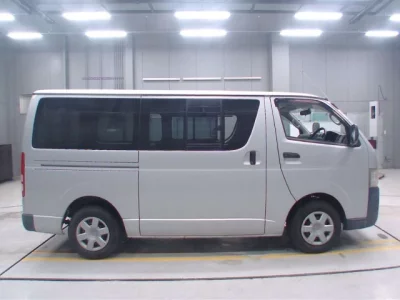 Toyota REGIUS ACE VAN