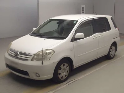 Toyota RAUM