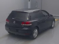 Volkswagen GOLF лот № 30014 оценка 3.5  с аукциона в Японии 1