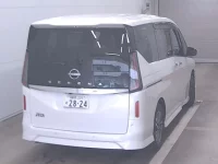 Nissan SERENA лот № 2525 оценка 4.5  с аукциона в Японии 3
