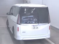 Nissan SERENA лот № 2525 оценка 4.5  с аукциона в Японии 1