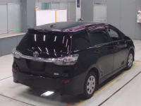 Toyota WISH лот № 30013 оценка 3.5  с аукциона в Японии 1