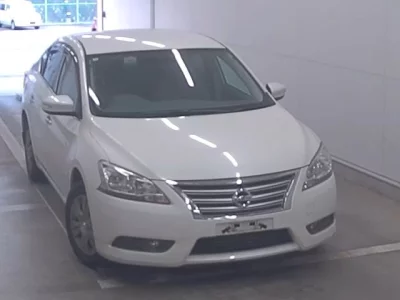 Nissan SYLPHY  с аукциона в Японии