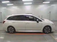 Subaru LEVORG лот № 10422 оценка 3.5  с аукциона в Японии 2
