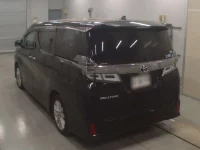 Toyota VELLFIRE лот № 30083 оценка 3  с аукциона в Японии 5