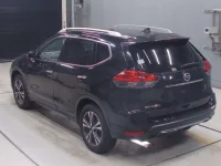 Nissan X-TRAIL лот № 30018 оценка 3.5  с аукциона в Японии 5