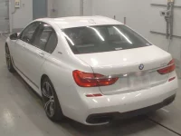 BMW 7-Series лот № 38032 оценка 4.5  с аукциона в Японии 5