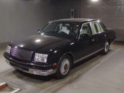 Toyota CENTURY  с аукциона в Японии