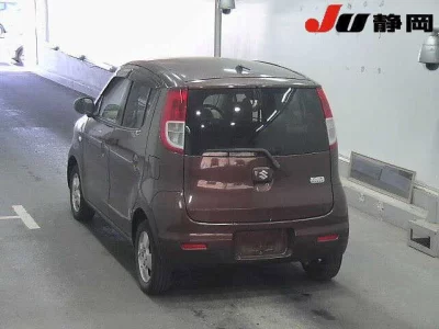 Suzuki MRWAGON