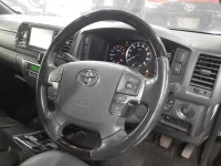 Toyota HIACE VAN лот № 30093 оценка 3.5  с аукциона в Японии 6