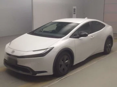 Toyota Prius  с аукциона в Японии