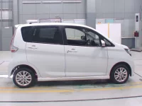 Nissan DAYZ лот № 30027 оценка 4.5  с аукциона в Японии 2