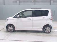 Nissan DAYZ лот № 30027 оценка 4.5  с аукциона в Японии 3