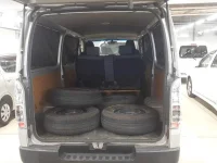 Toyota HIACE VAN лот № 30098 оценка 3  с аукциона в Японии 8